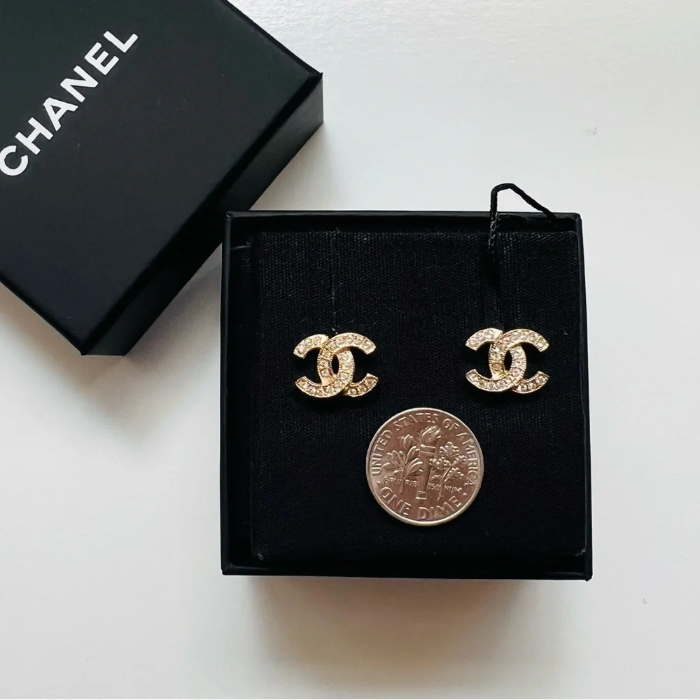 🔥CHANEL Crystal CC Earrings